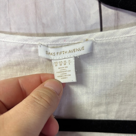 Saks Fifth Avenue Lightweight Long Sleeve 100% Linen Blouse Medium - Picture 2 of 5